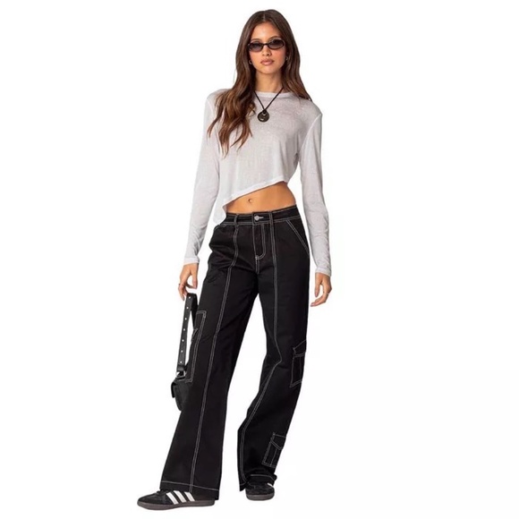 EDIKTED Asymmetric Long Sleeve T-shirt Top - White - Size XS - Picture 2 of 3